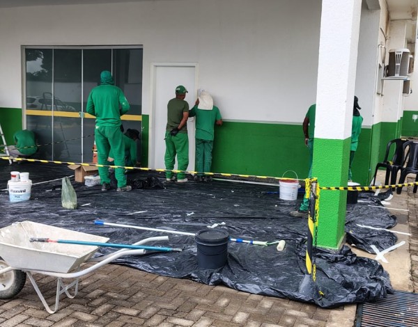 Reeducandos reformam Hospital de Luziânia