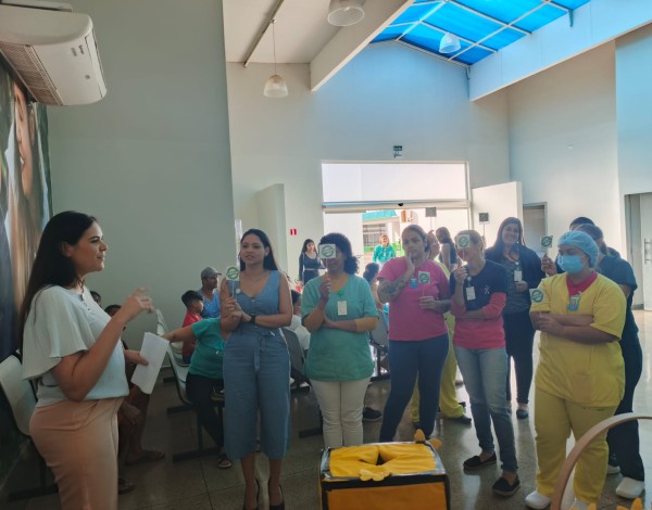 Hel realiza roda de conversa sobre o Julho Amarelo
